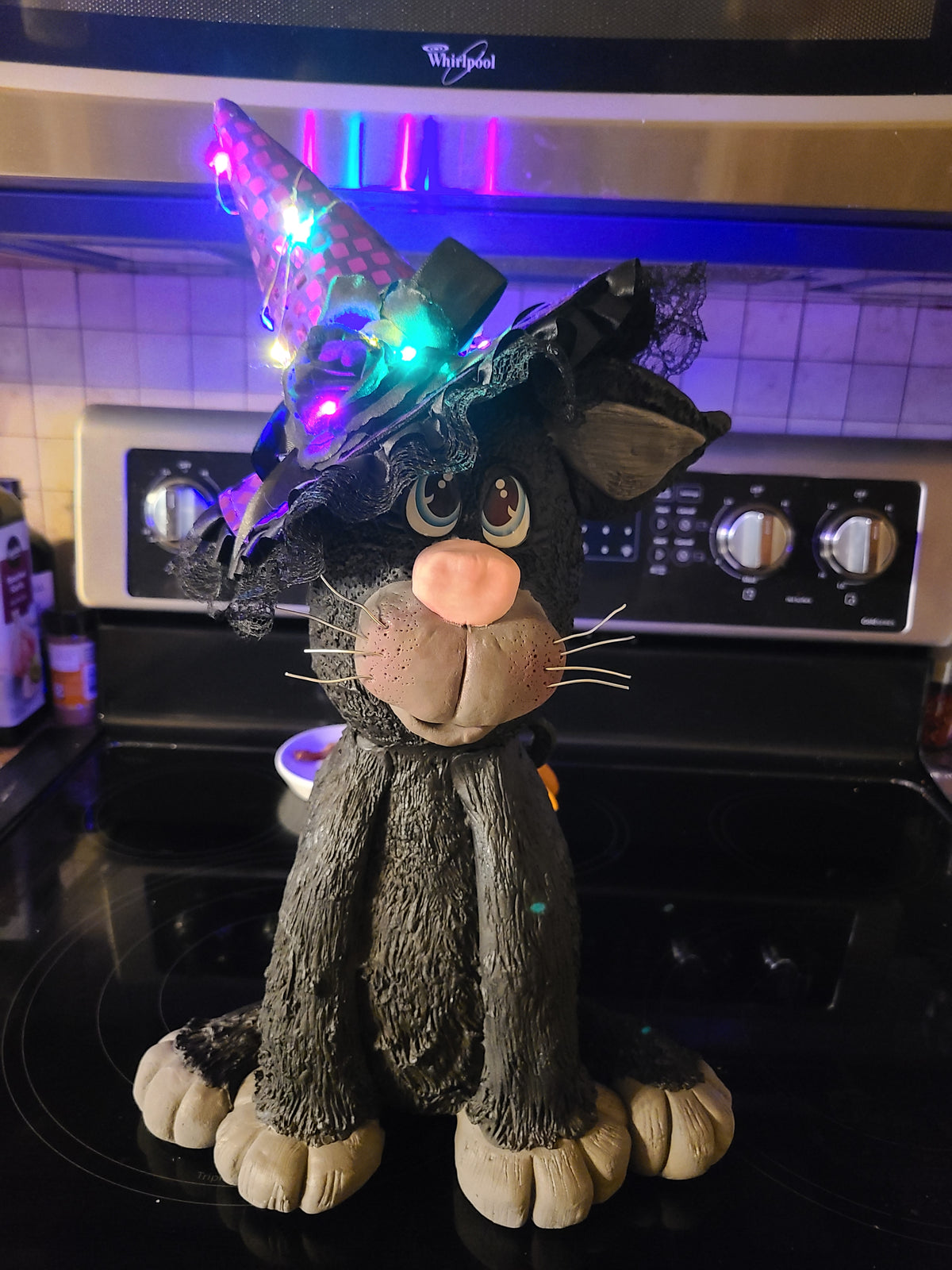 Large halloween cat