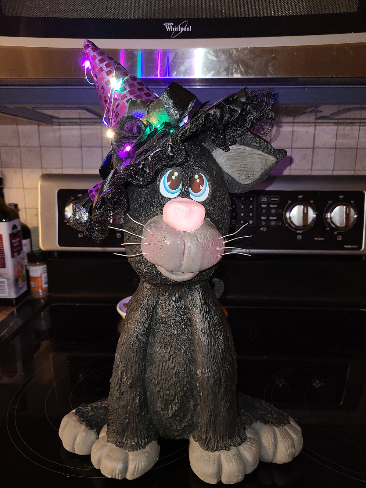 Large halloween cat
